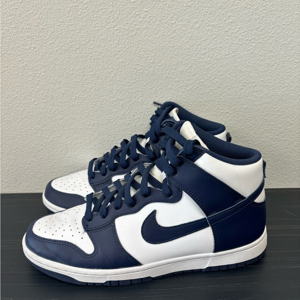 Pre Loved Hi Dunks - Picture 3 of 4
